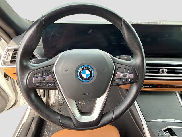 Used 2023 BMW i4 eDrive35 w/ Parking Assistance Package RWD image 39