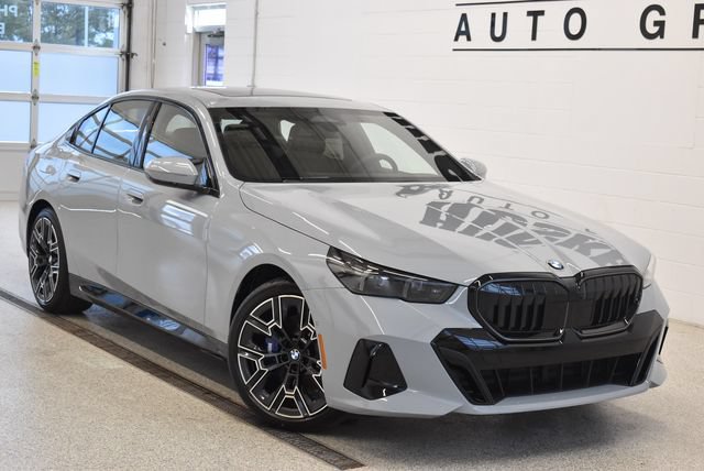 New 2027 BMW 530i xDrive w/ M Sport Package
