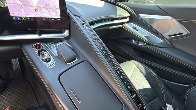 Used 2023 Chevrolet Corvette Stingray Premium Cpe w/ Z51 Performance Package image 48