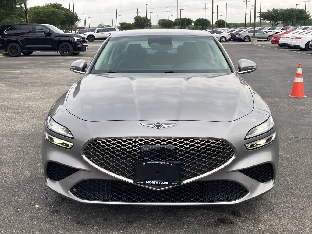 Used 2025 Genesis G70 2.5T image 2