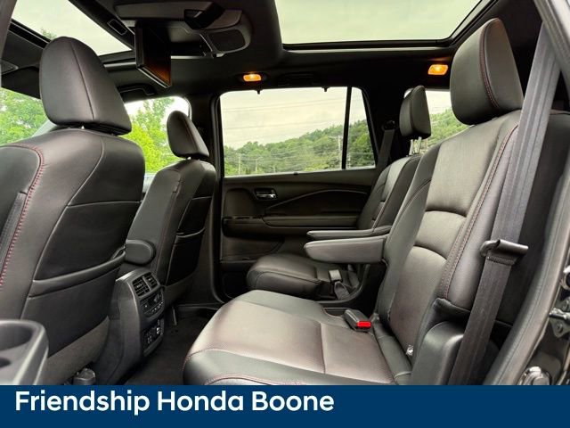 Used 2022 Honda Pilot Black Edition image 39