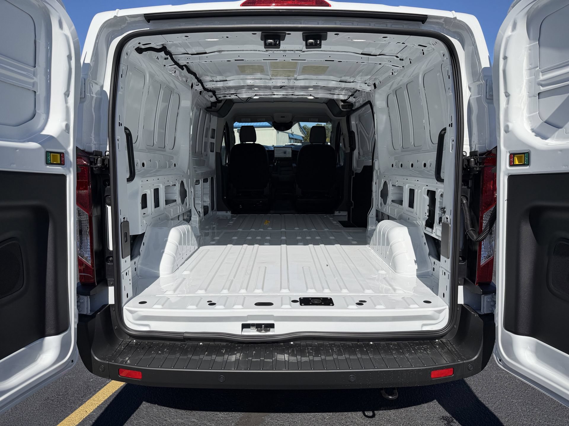 New 2026 Ford Transit 250 Low Roof RWD image 25