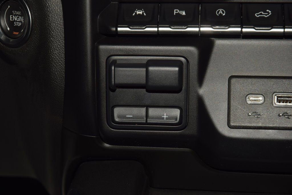 Used 2020 Chevrolet Silverado 1500 LTZ w/ LTZ Plus Package image 29