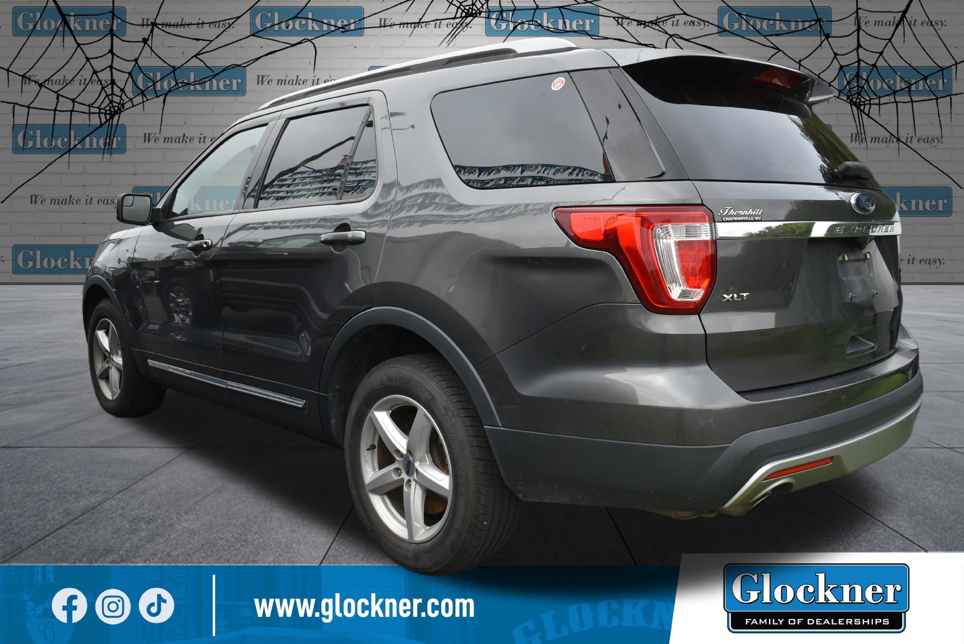 Used 2017 Ford Explorer XLT w/ Equipment Group 202A AWD/4WD image 6