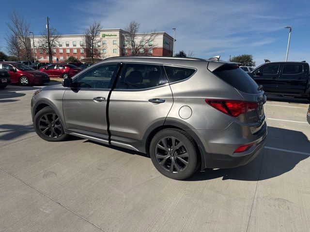 Used 2018 Hyundai Santa Fe Sport image 5