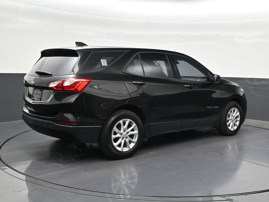 Used 2019 Chevrolet Equinox LS FWD image 5