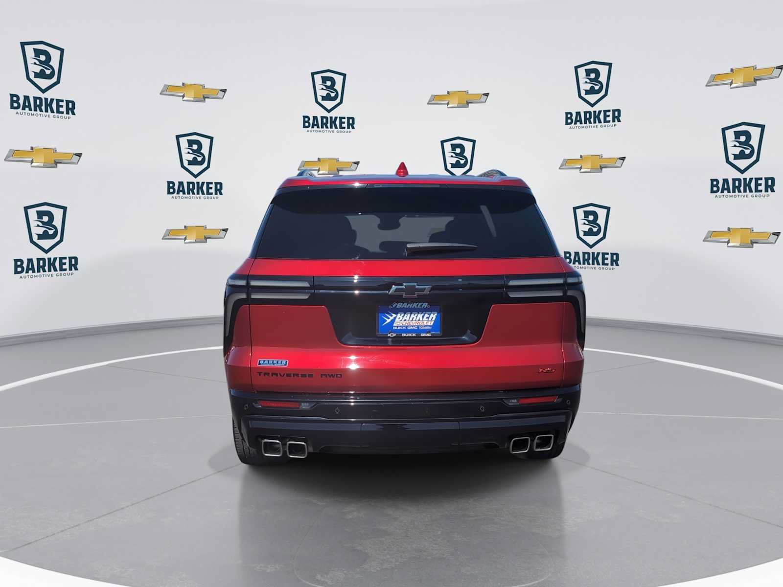 Used 2025 Chevrolet Traverse RS w/ LPO, Floor Liner Package AWD/4WD image 7