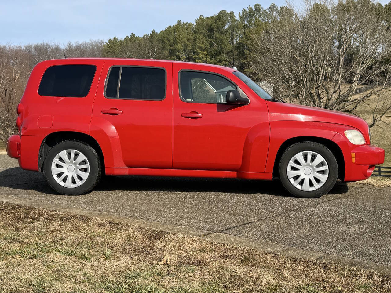 Used 2010 Chevrolet HHR LS image 3