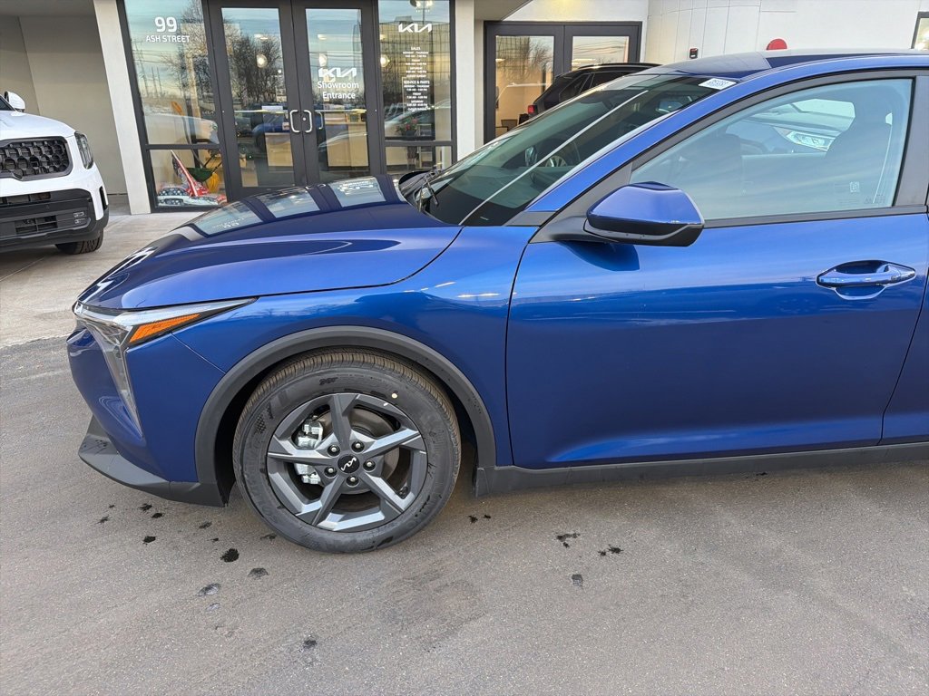 New 2025 Kia K4 LXS image 11