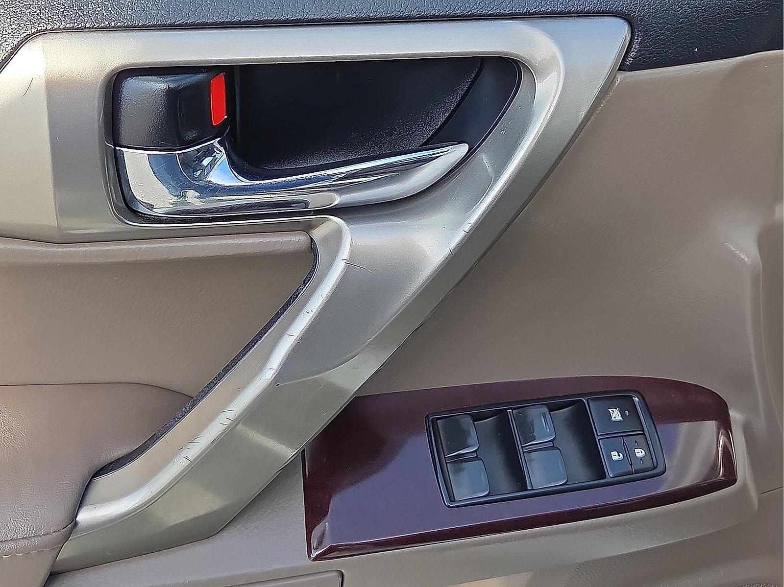 Used 2017 Lexus GX 460 Premium w/ Premium Package image 13