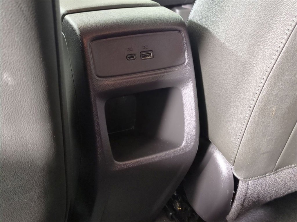 Certified 2025 Chevrolet Trax LT w/ Driver Confidence Package image 19