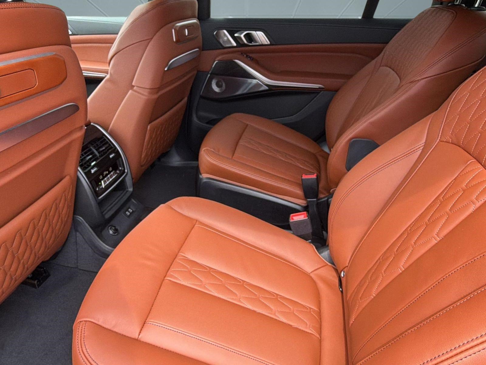 New 2027 BMW X7 M60i AWD/4WD image 21