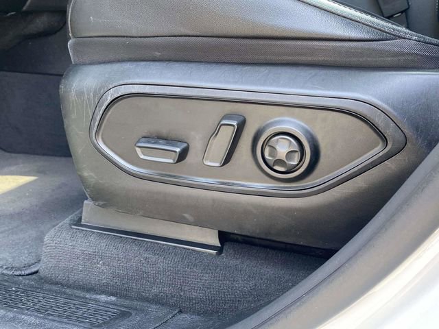 Used 2023 Jeep Grand Cherokee Altitude RWD image 19