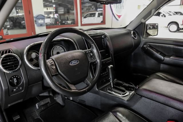 Used 2009 Ford Explorer Sport Trac Adrenalin image 5