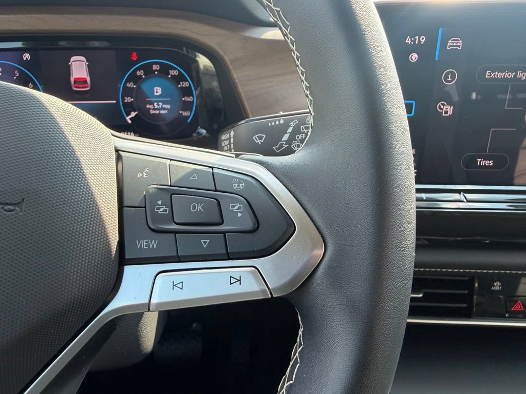 Used 2026 Volkswagen Atlas SE FWD image 17