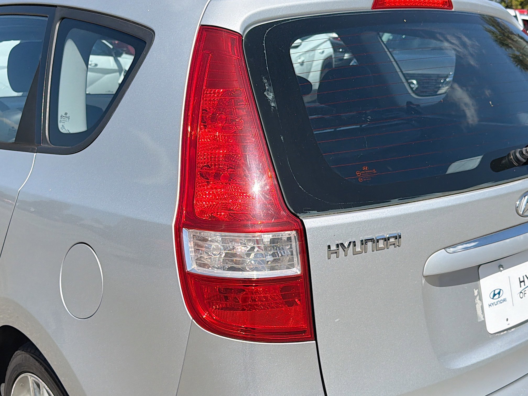 Used 2012 Hyundai Elantra SE image 10