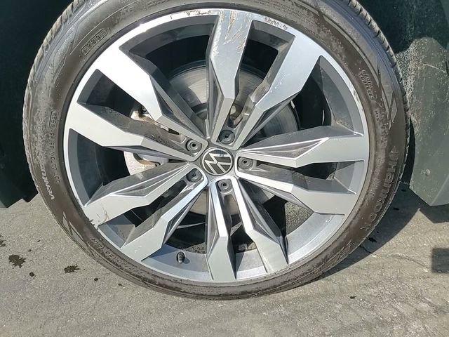 Used 2022 Volkswagen Tiguan SEL R-Line image 8