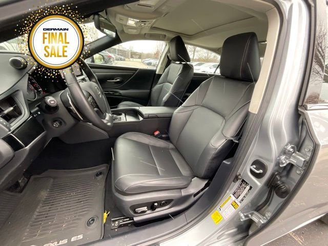Certified 2025 Lexus ES 350 w/ Premium Package image 10