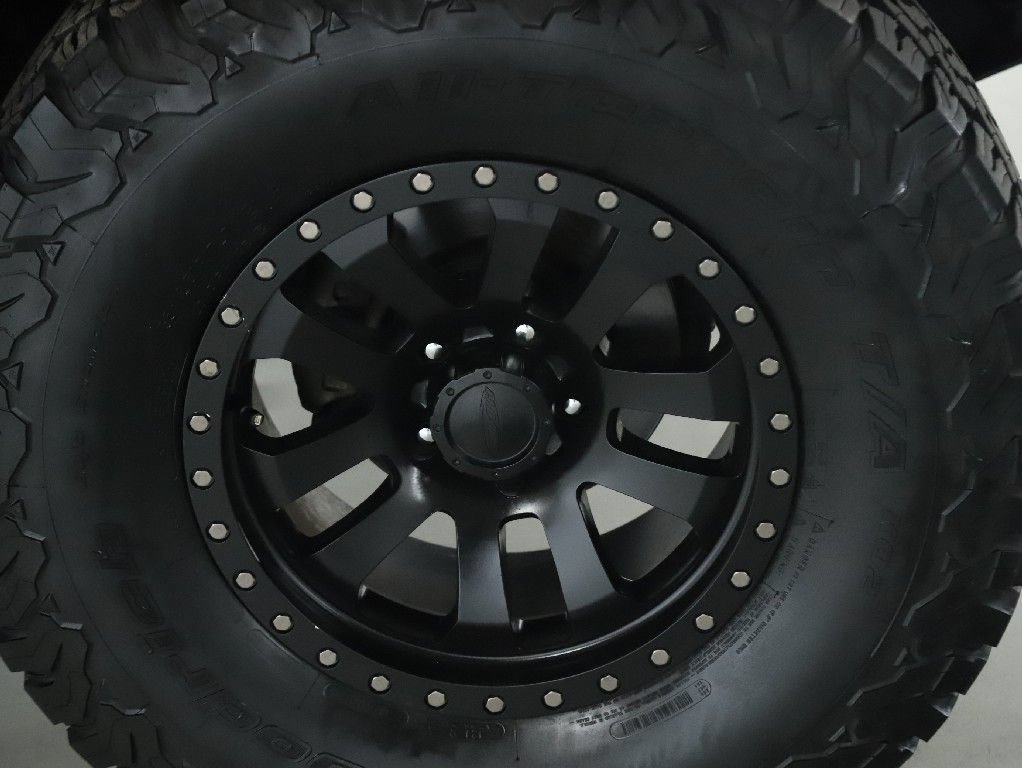 Used 2015 Jeep Wrangler Sport w/ Quick Order Package 24S AWD/4WD image 3