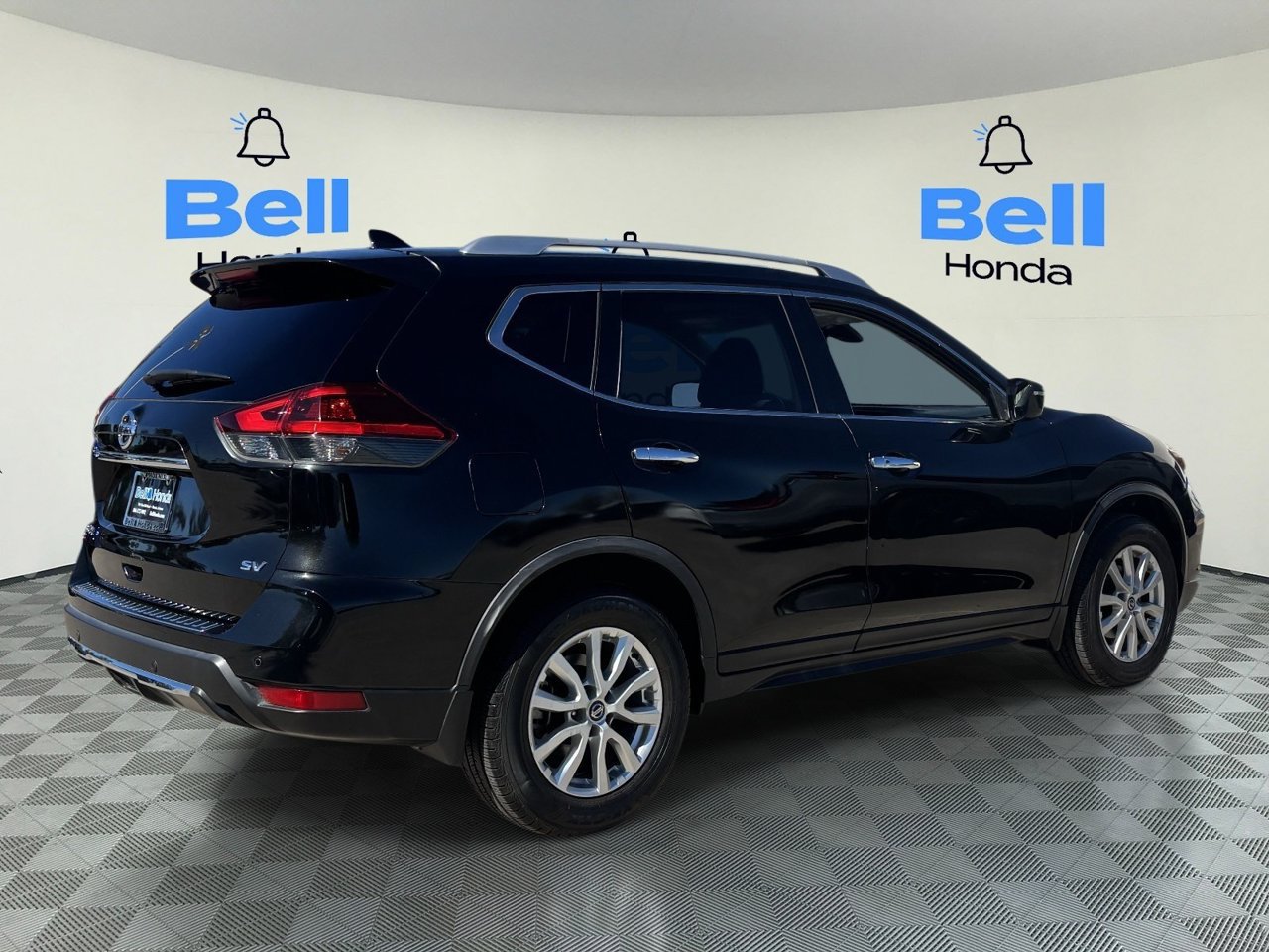 Used 2020 Nissan Rogue SV FWD image 4
