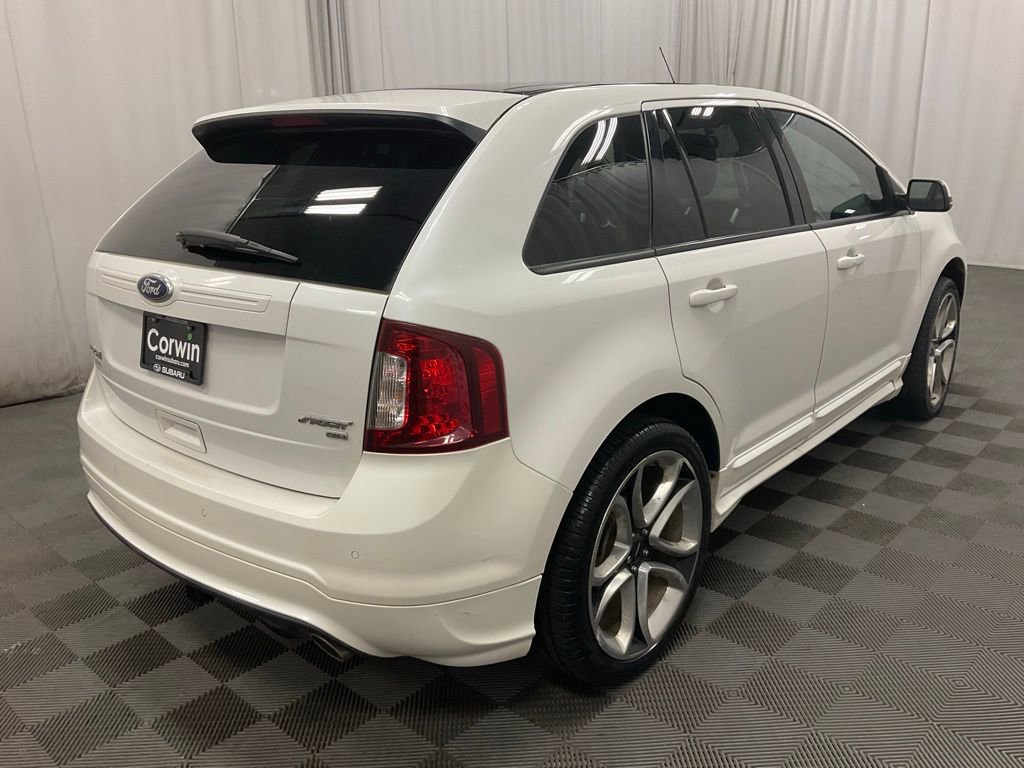 Used 2013 Ford Edge Sport w/ Driver Entry Pkg image 3