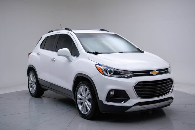Used 2018 Chevrolet Trax Premier FWD image 1