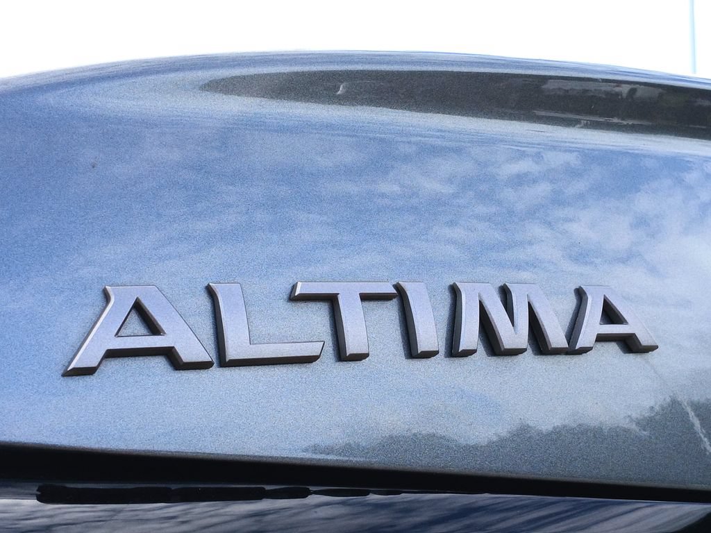 Used 2023 Nissan Altima 2.5 SV FWD image 32