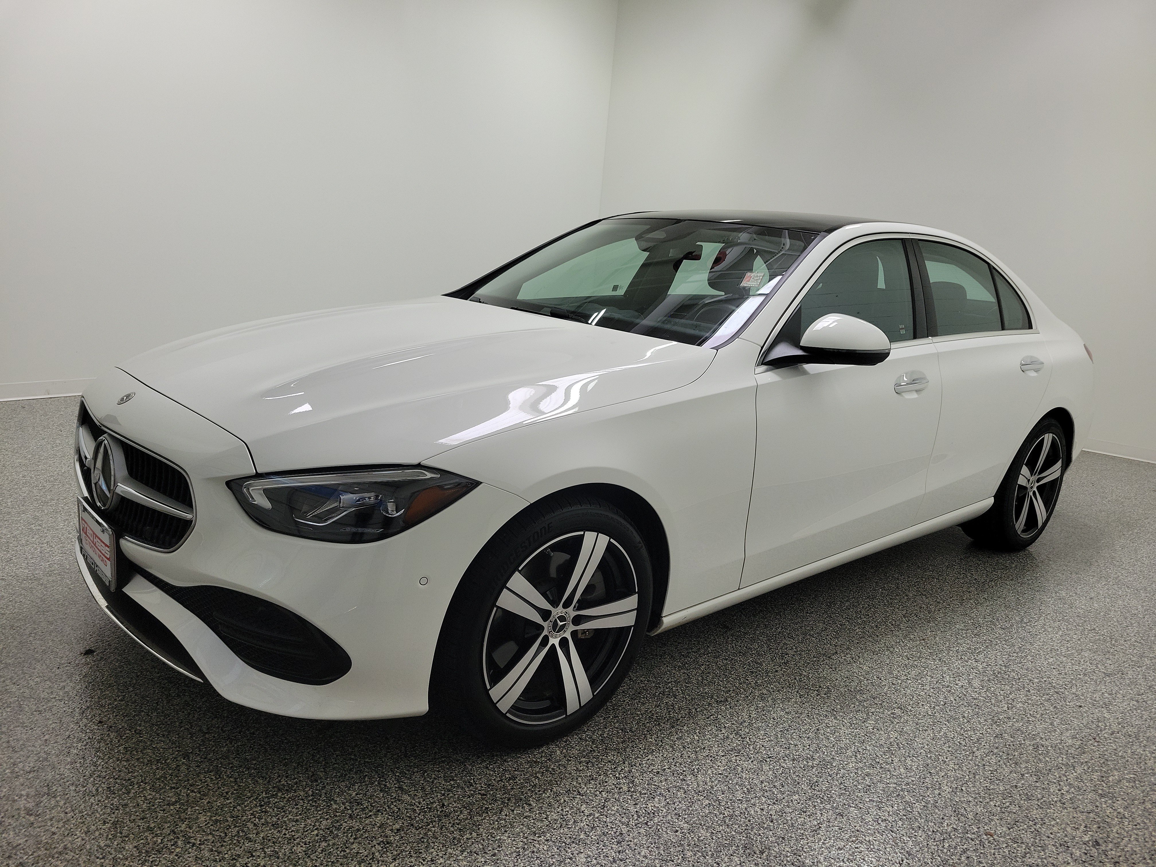 Used 2025 Mercedes-Benz C 300 Sedan image 2