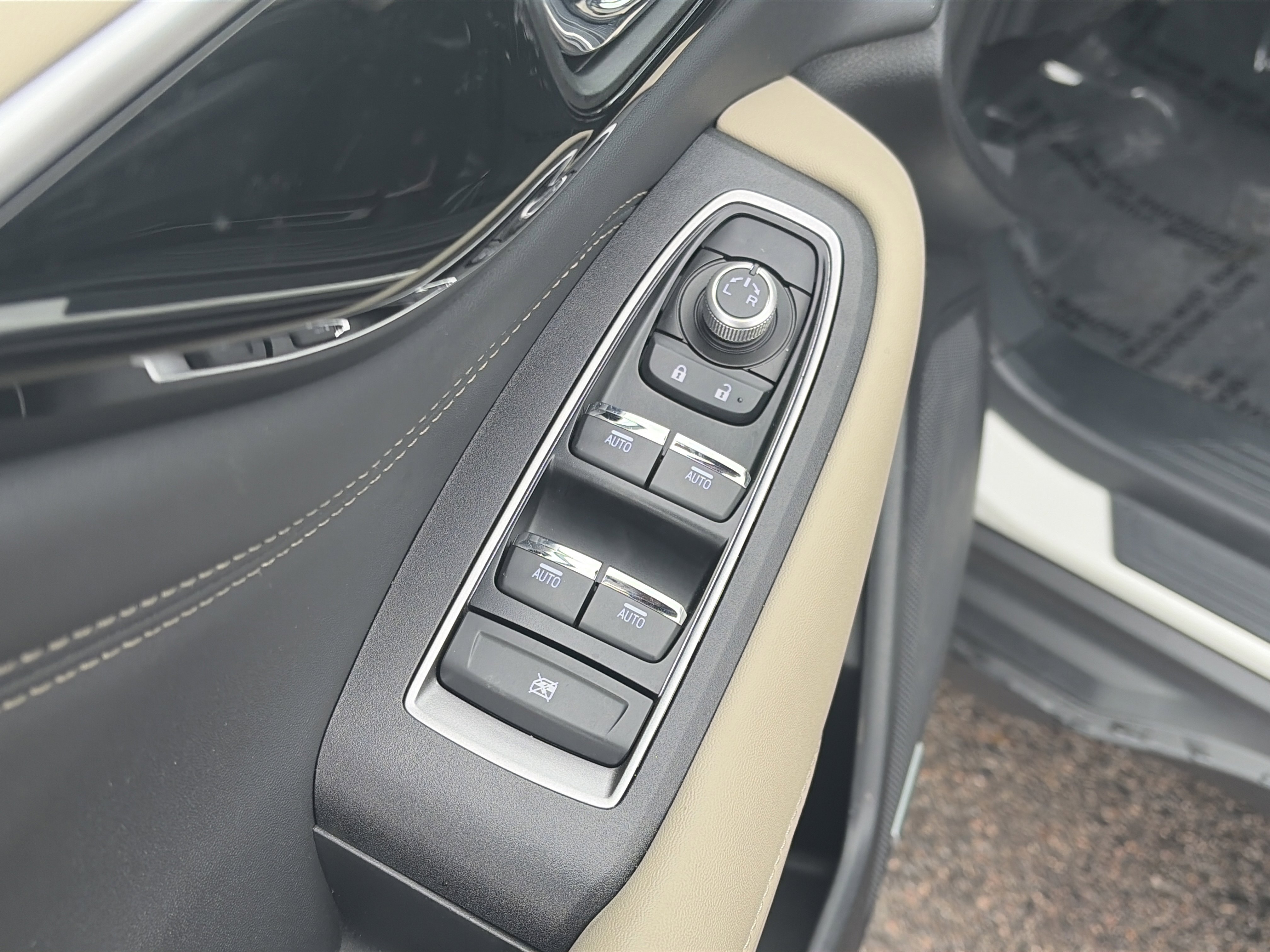 Certified 2025 Subaru Outback Limited w/ Popular Package #2 image 13