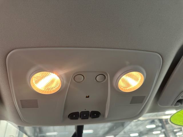 Used 2015 Chevrolet Traverse LT w/ Style and Technology Package image 30