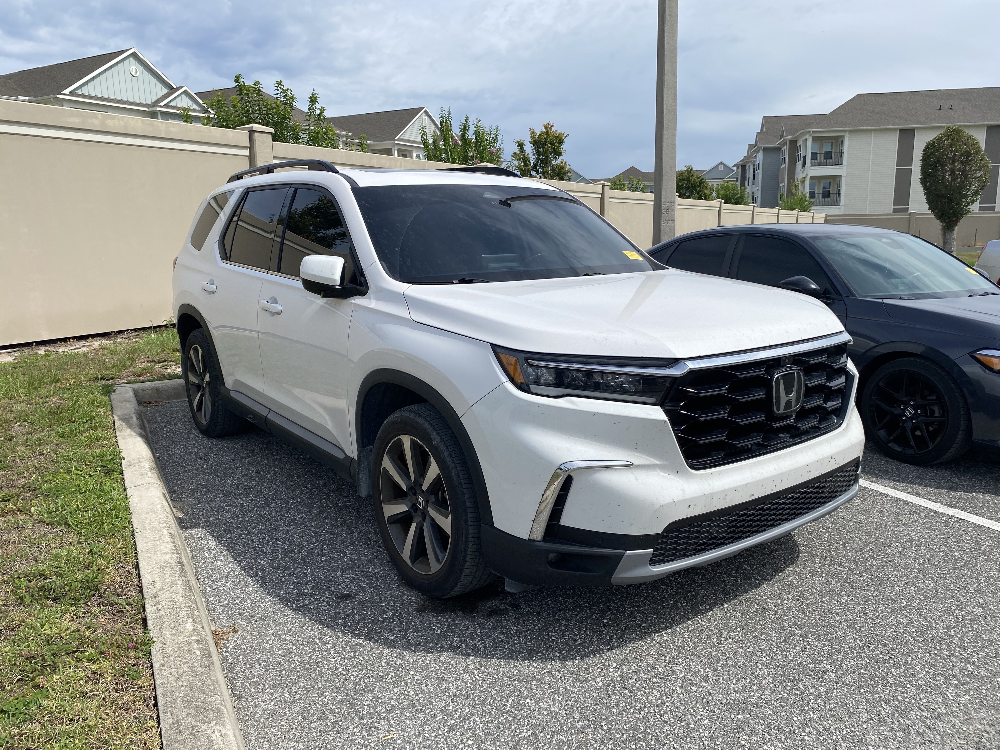 Used 2024 Honda Pilot Elite image 15