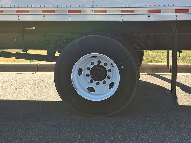 Used 2023 Ford F650 2WD Regular Cab Super Duty image 8