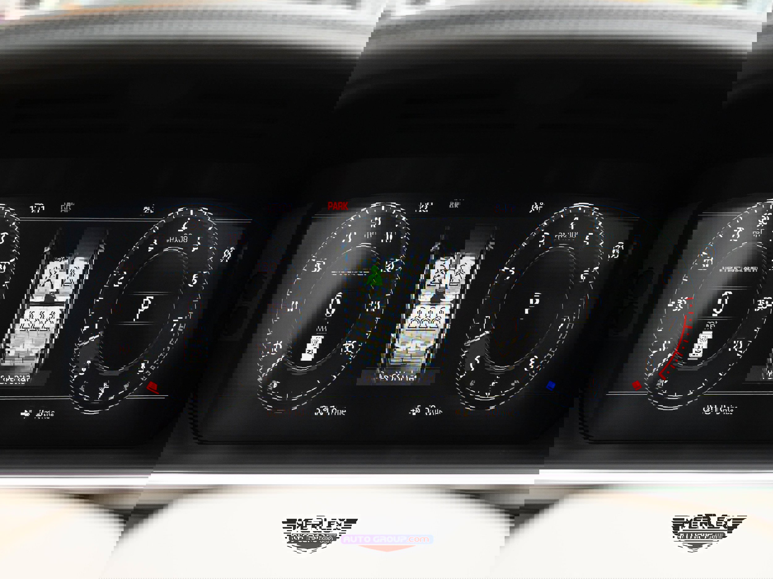 Used 2018 Land Rover Range Rover Supercharged image 31