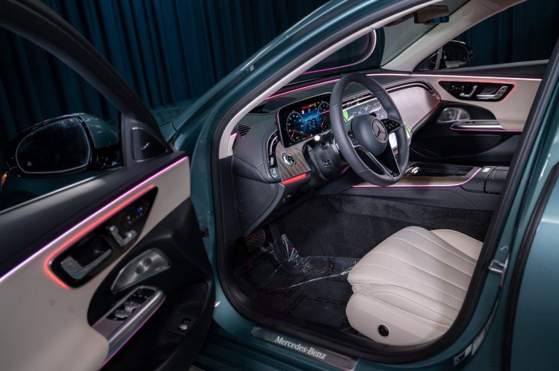 New 2026 Mercedes-Benz E 350 Sedan image 10