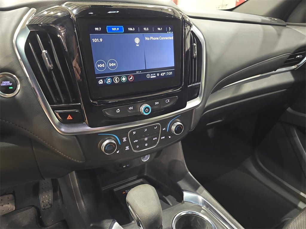 Used 2024 Chevrolet Traverse LT image 21