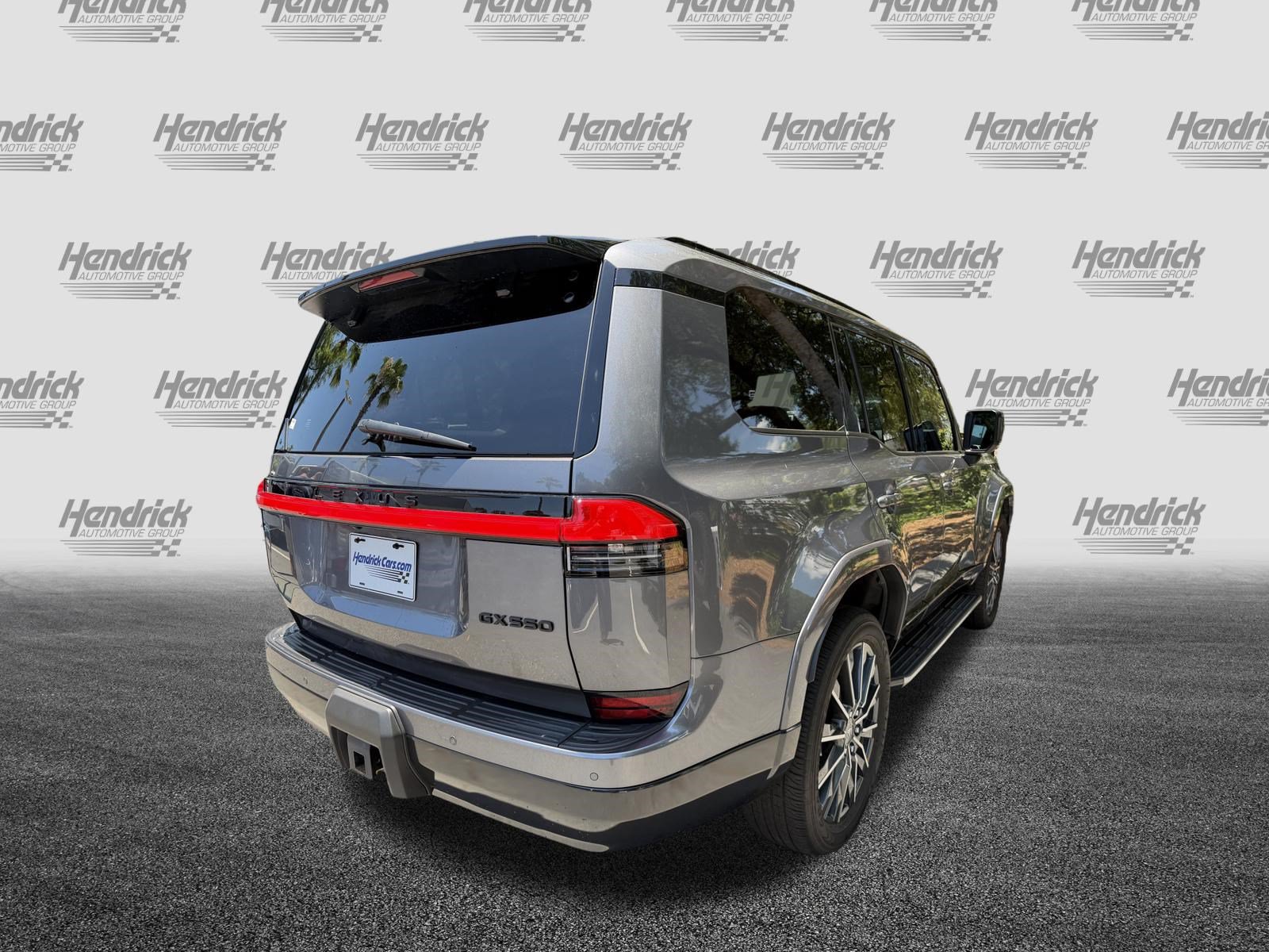 Used 2024 Lexus GX 550 w/ Accessory Package (Z1) AWD/4WD image 9