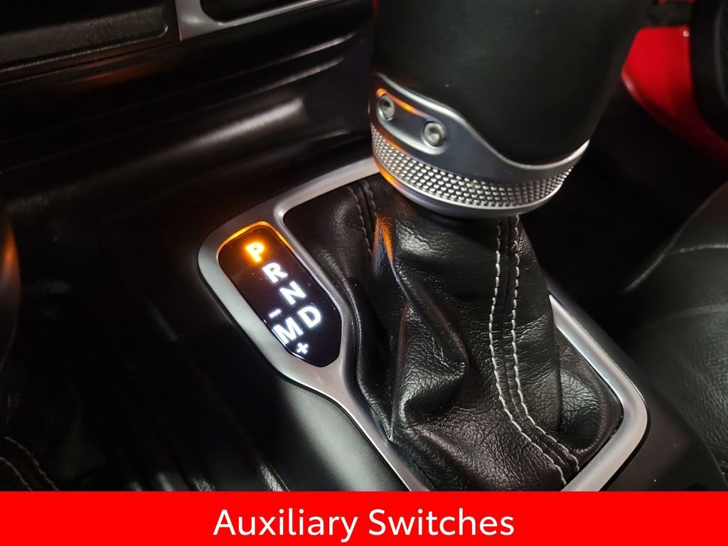 Used 2023 Jeep Wrangler Unlimited Sahara w/ Cold Weather Group AWD/4WD image 15
