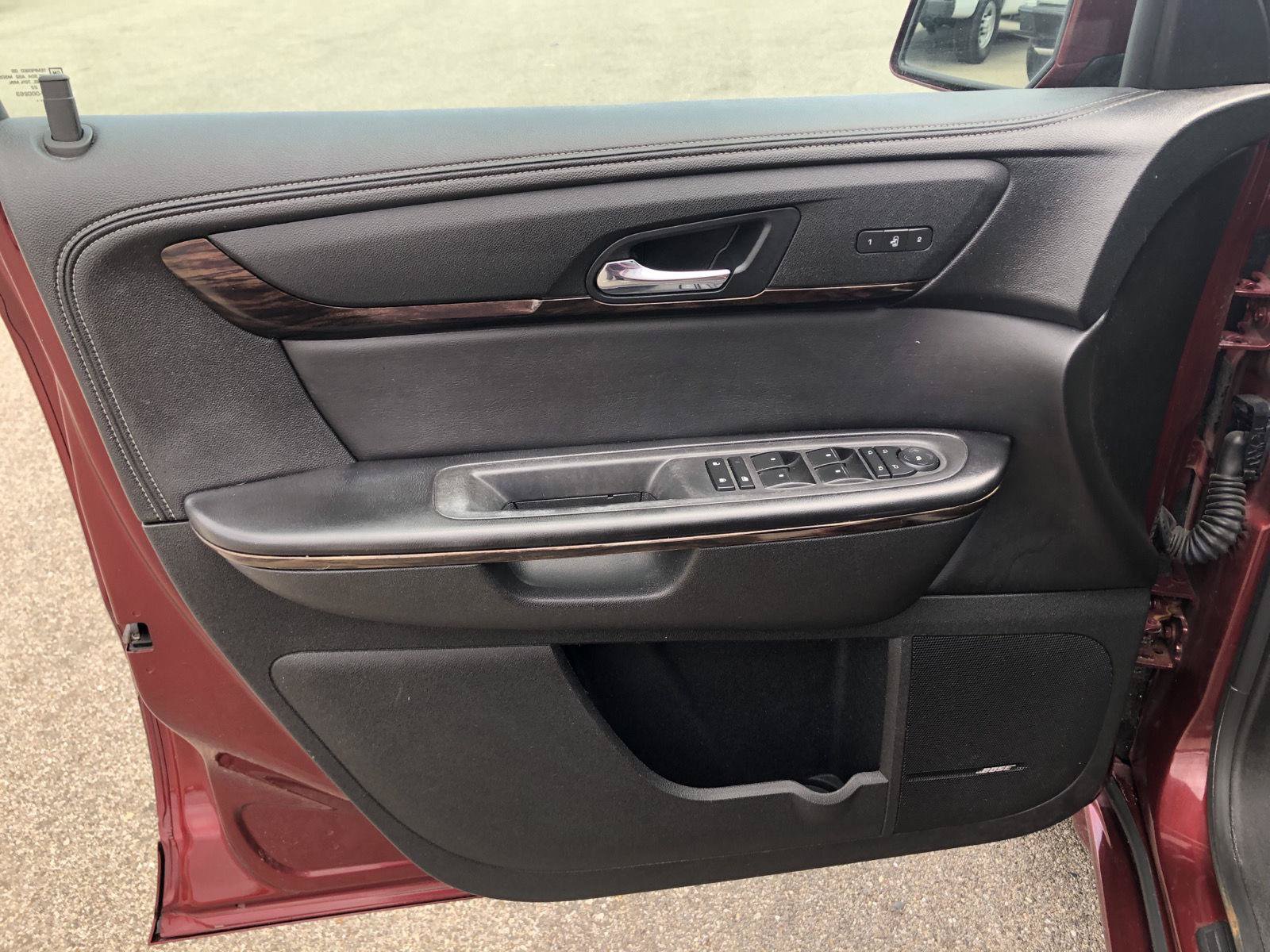 Used 2016 GMC Acadia Denali AWD/4WD image 18