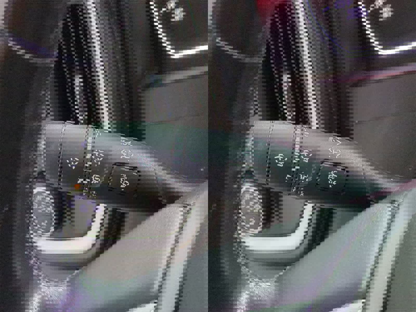 Used 2020 Chevrolet Silverado 1500 LTZ image 28