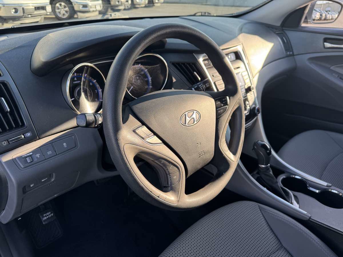Used 2012 Hyundai Sonata GLS w/ Popular Equipment Pkg image 24