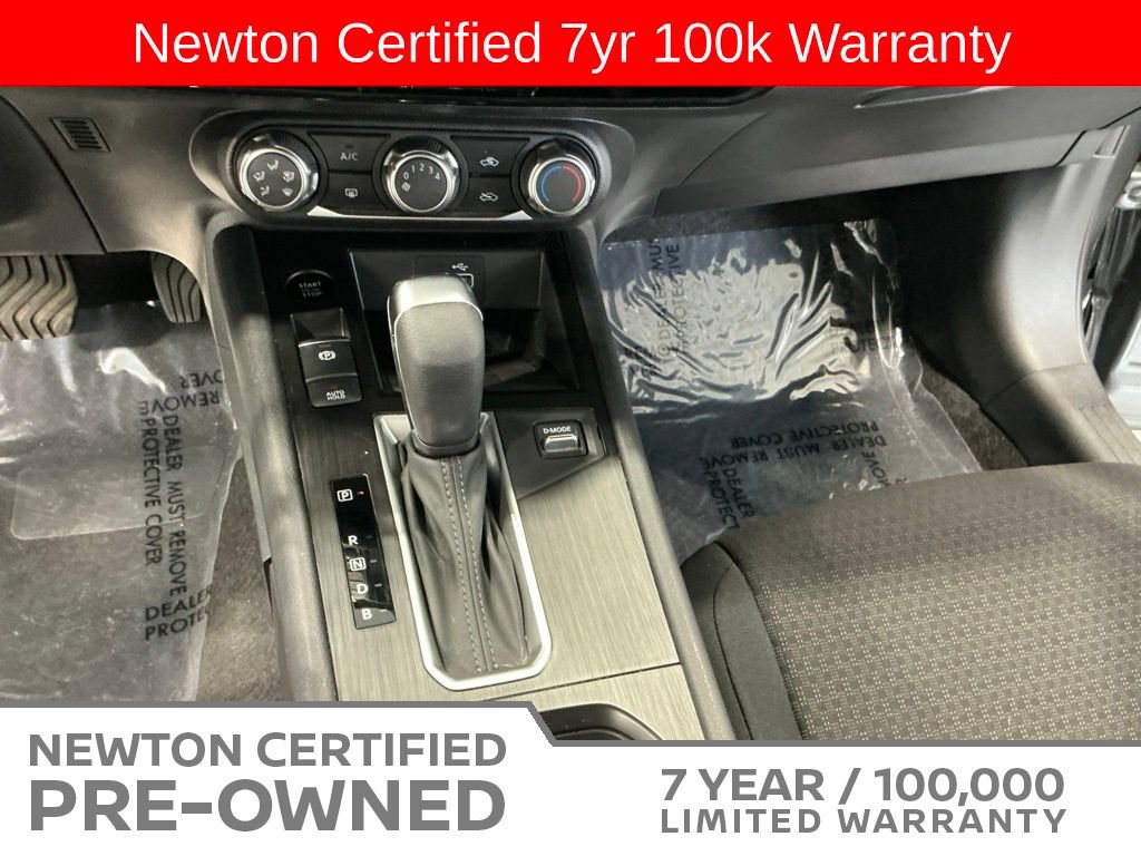 Used 2025 Nissan Kicks S FWD image 9