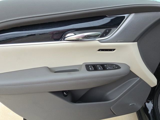 New 2025 Cadillac XT6 Premium Luxury w/ LPO, Floor Liner Package FWD image 16