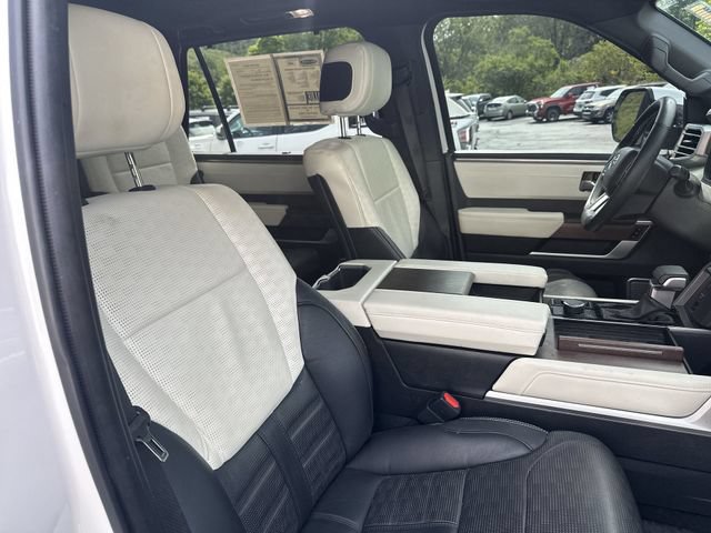 Used 2023 Toyota Sequoia Capstone AWD/4WD image 29