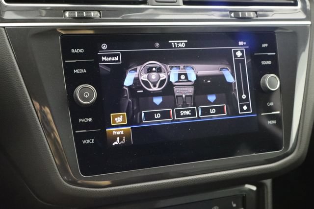 Used 2022 Volkswagen Tiguan SE FWD image 32