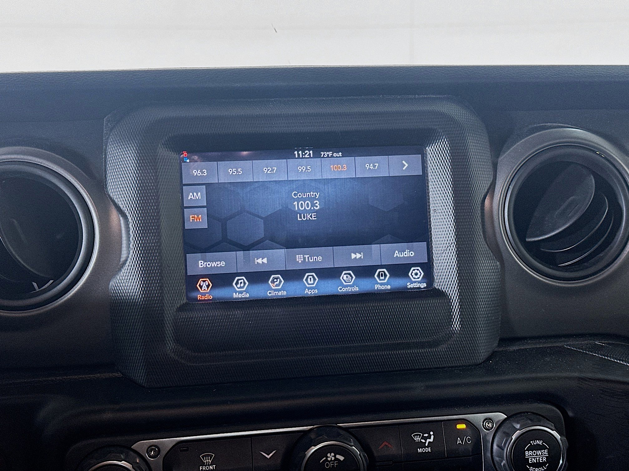 Used 2022 Jeep Wrangler Sport S AWD/4WD image 19