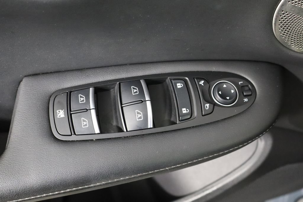 Used 2023 INFINITI QX50 Luxe FWD image 20
