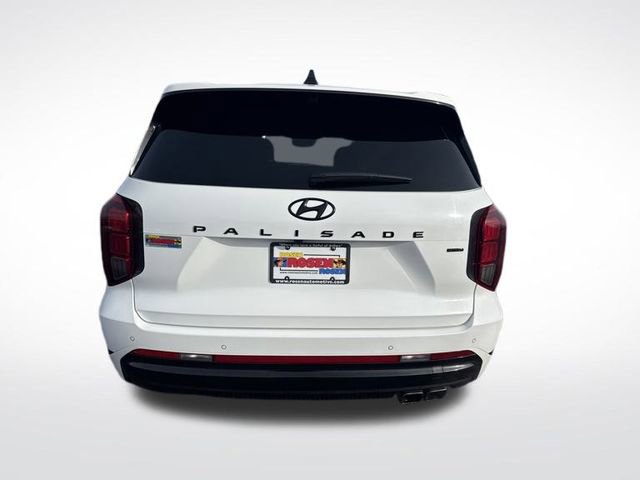 Used 2024 Hyundai Palisade Calligraphy image 4