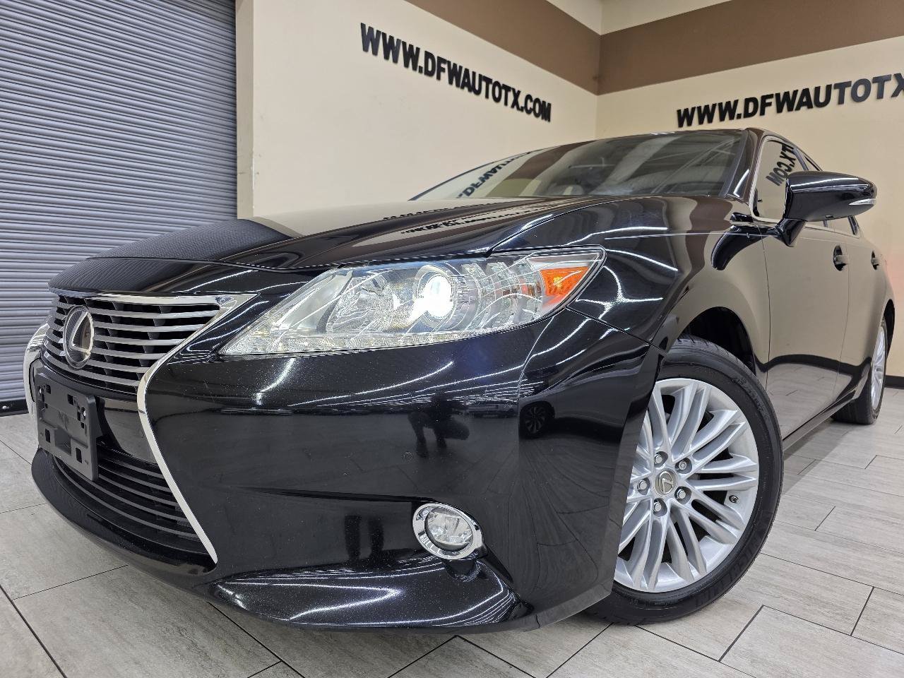 Used 2015 Lexus ES 350 w/ Luxury Package FWD image 1