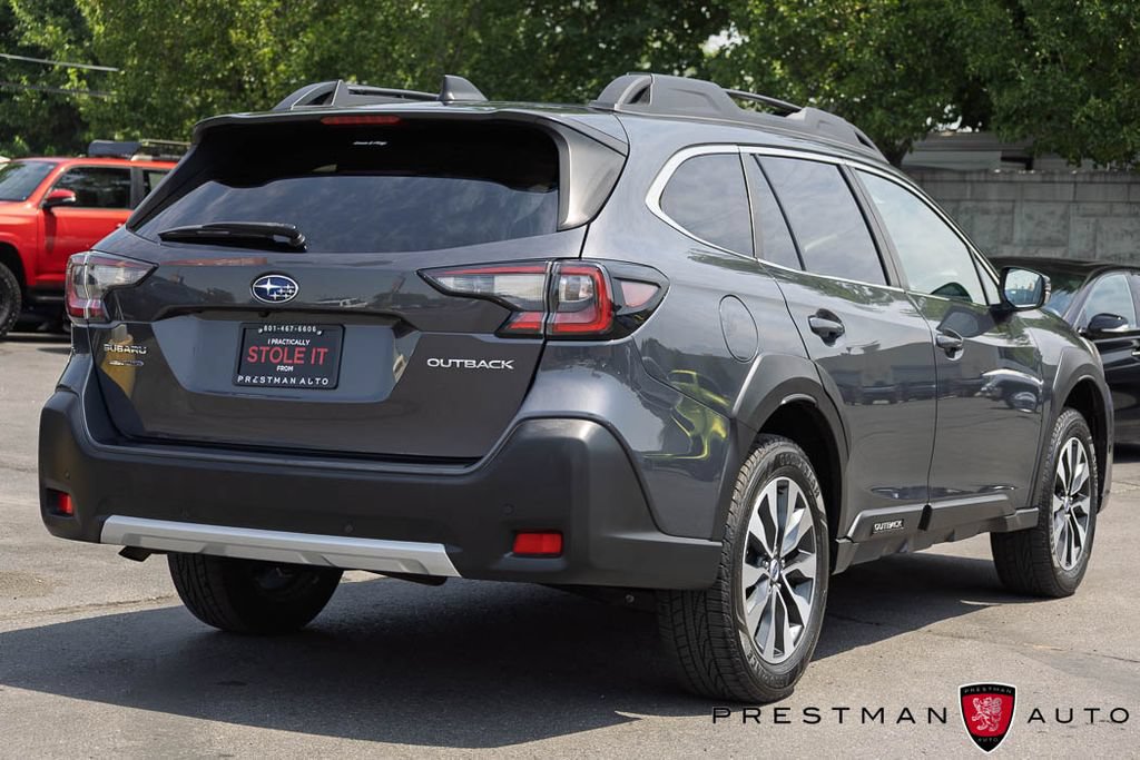 Used 2023 Subaru Outback Limited AWD/4WD image 19