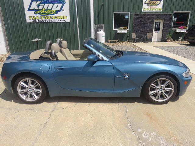 Used 2005 BMW Z4 3.0i RWD image 8